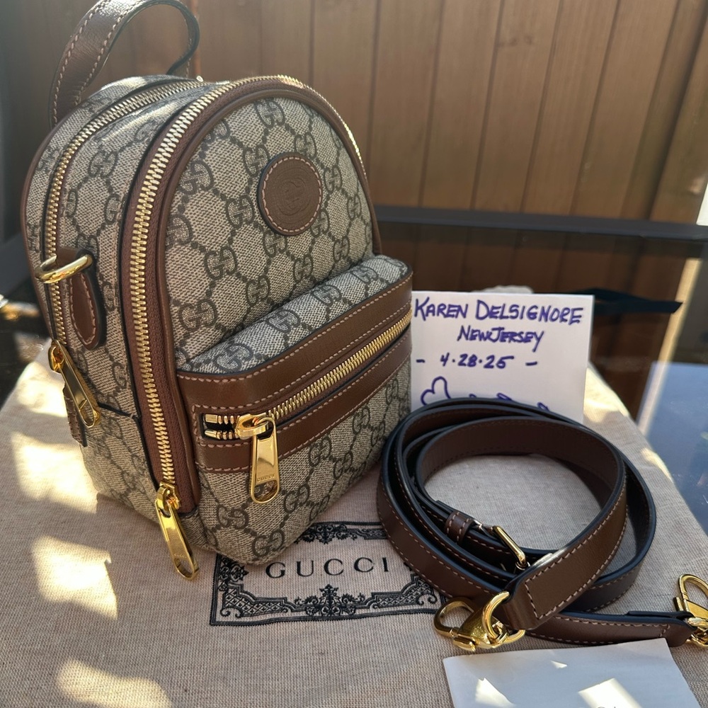 Gucci Multi Function Bag! (Not a backpack) Crossbody, shoulder, handheld, belt!
